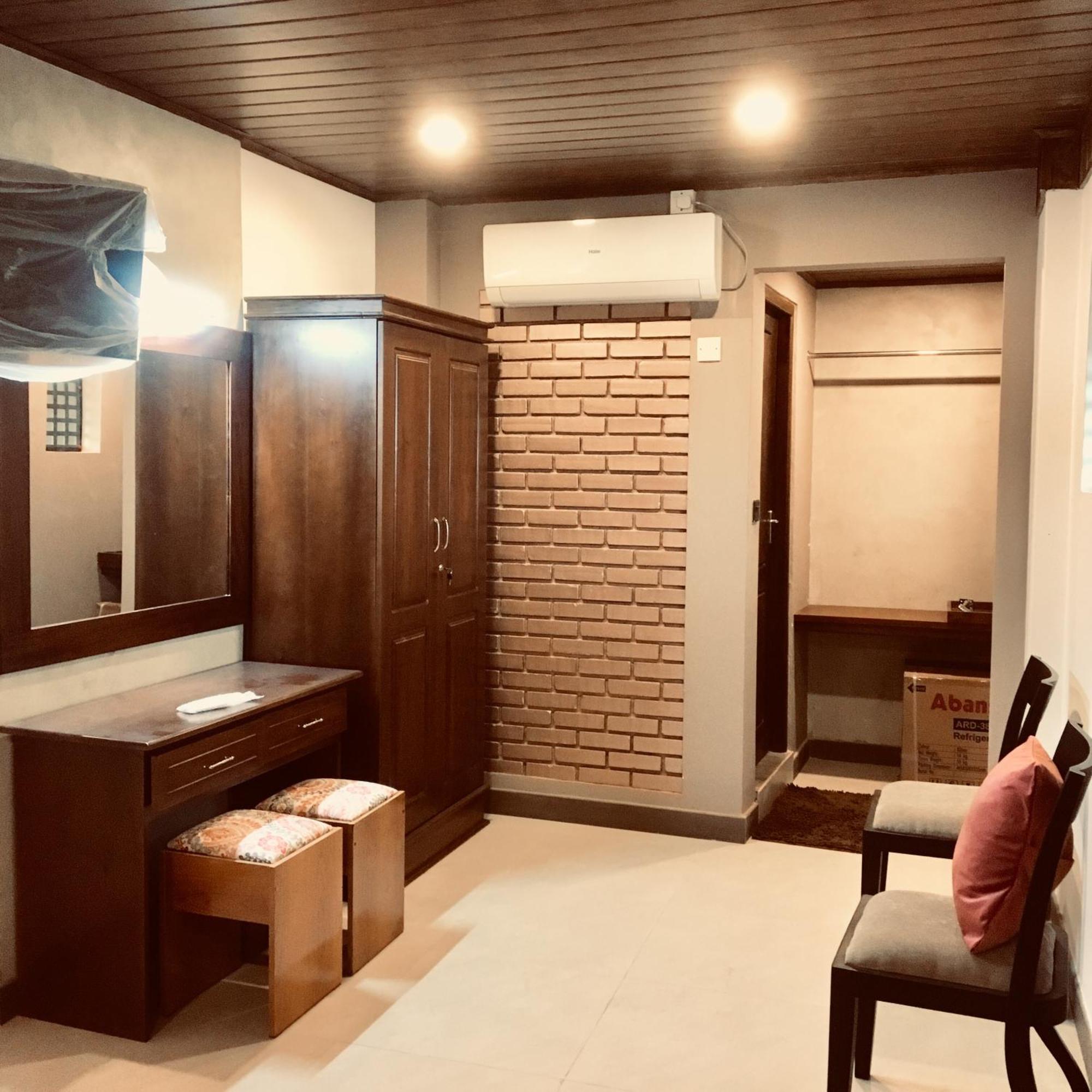 Cinnamon Tan Boutique Hotel 니곰보 외부 사진